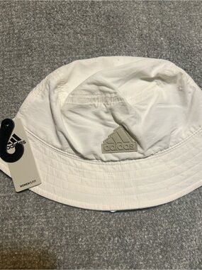 adidas Bucket Hat